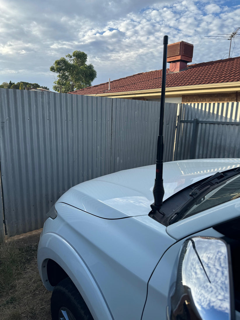 Bonnet Hinge Antenna Bracket - Mitsubishi Pajero & Triton